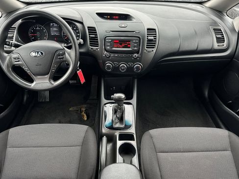 Used 2017 Kia Forte LX image 13