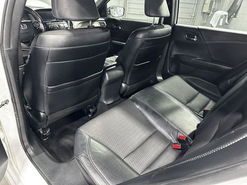 Used 2016 Honda Accord Sport image 28