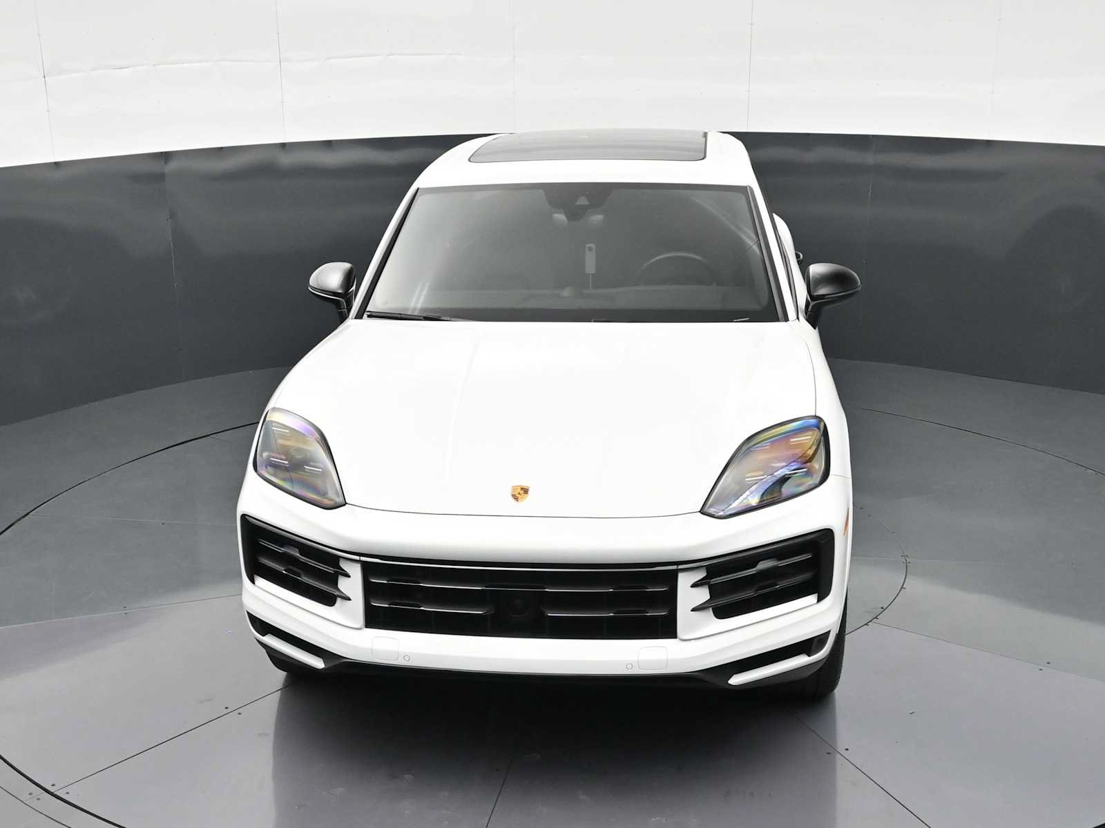 Certified 2024 Porsche Cayenne AWD/4WD image 37