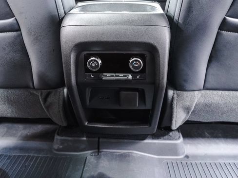 Used 2026 Buick Enclave Avenir w/ LPO, Floor Liner Package AWD/4WD image 30