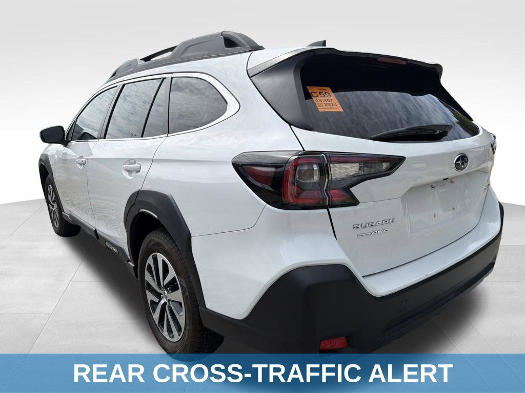 Used 2024 Subaru Outback Premium AWD/4WD image 14