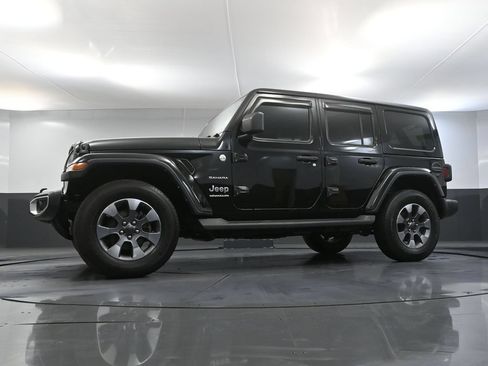 Used 2023 Jeep Wrangler Sahara w/ Dual Top Group AWD/4WD image 50