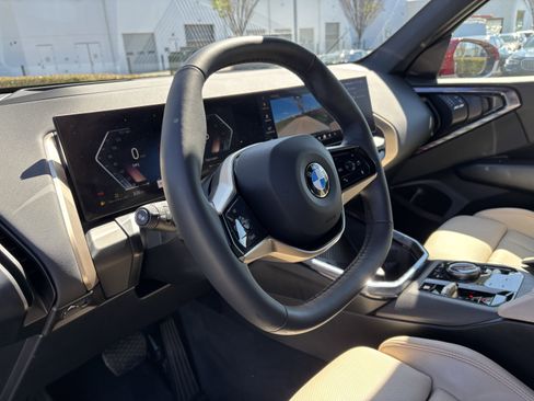 Certified 2025 BMW X3 xDrive30i w/ Premium Package image 17