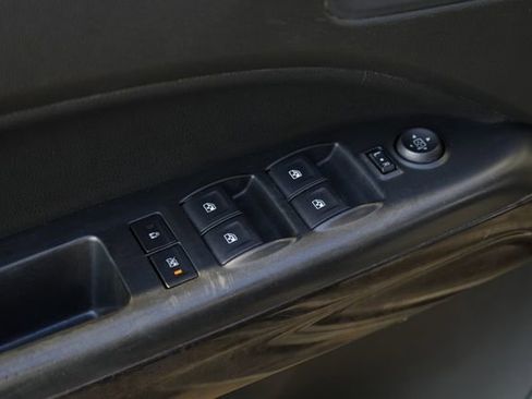 Used 2016 GMC Canyon SLT w/ Driver Alert Package image 21