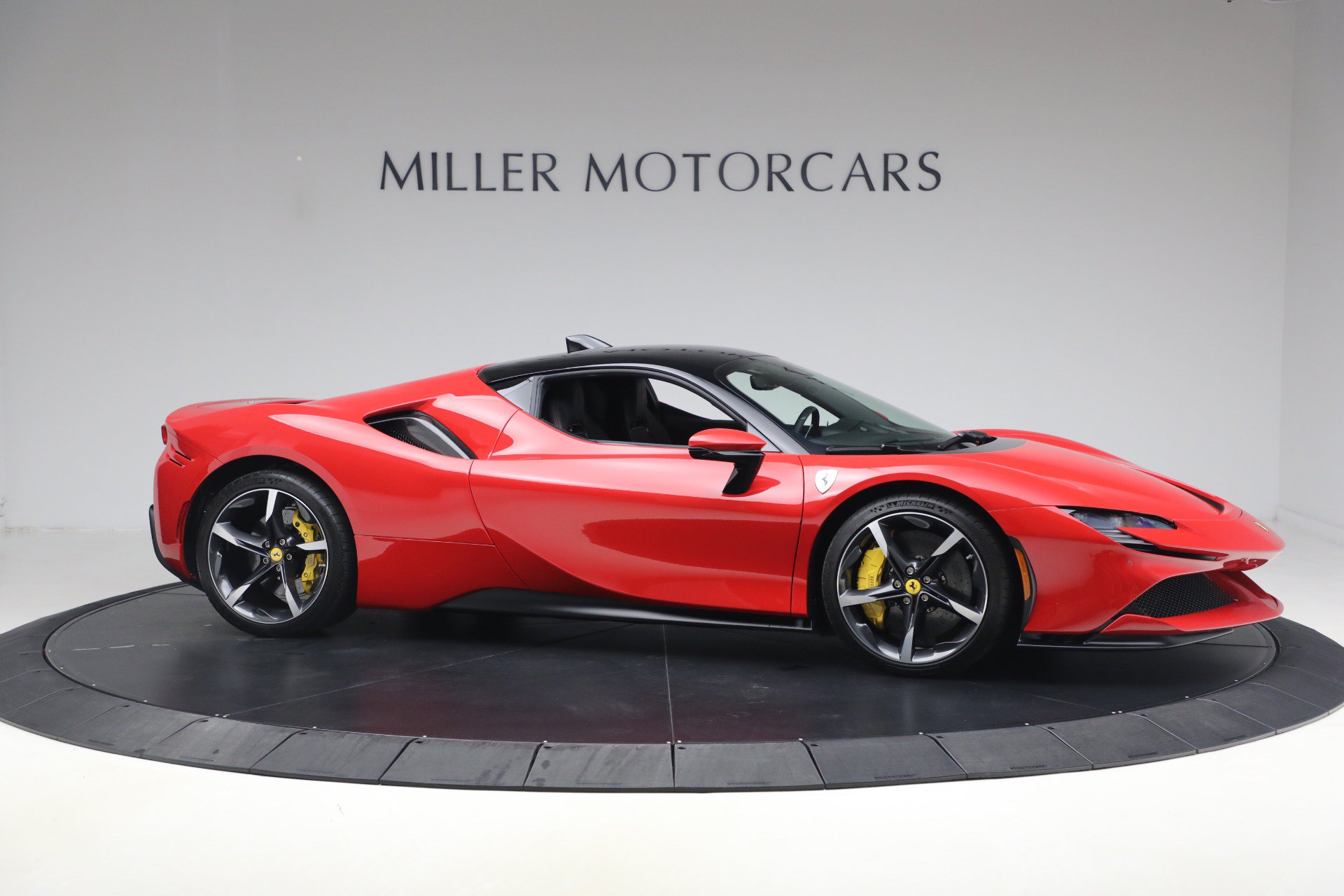 Used 2023 Ferrari SF90 Stradale AWD/4WD image 10