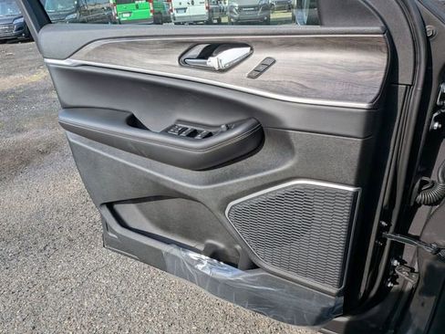 New 2026 Jeep Grand Cherokee L Limited AWD/4WD image 23