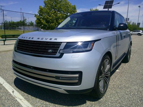 Used 2023 Land Rover Range Rover SE AWD/4WD image 22