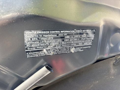 Used 2023 Nissan Rogue SV image 28