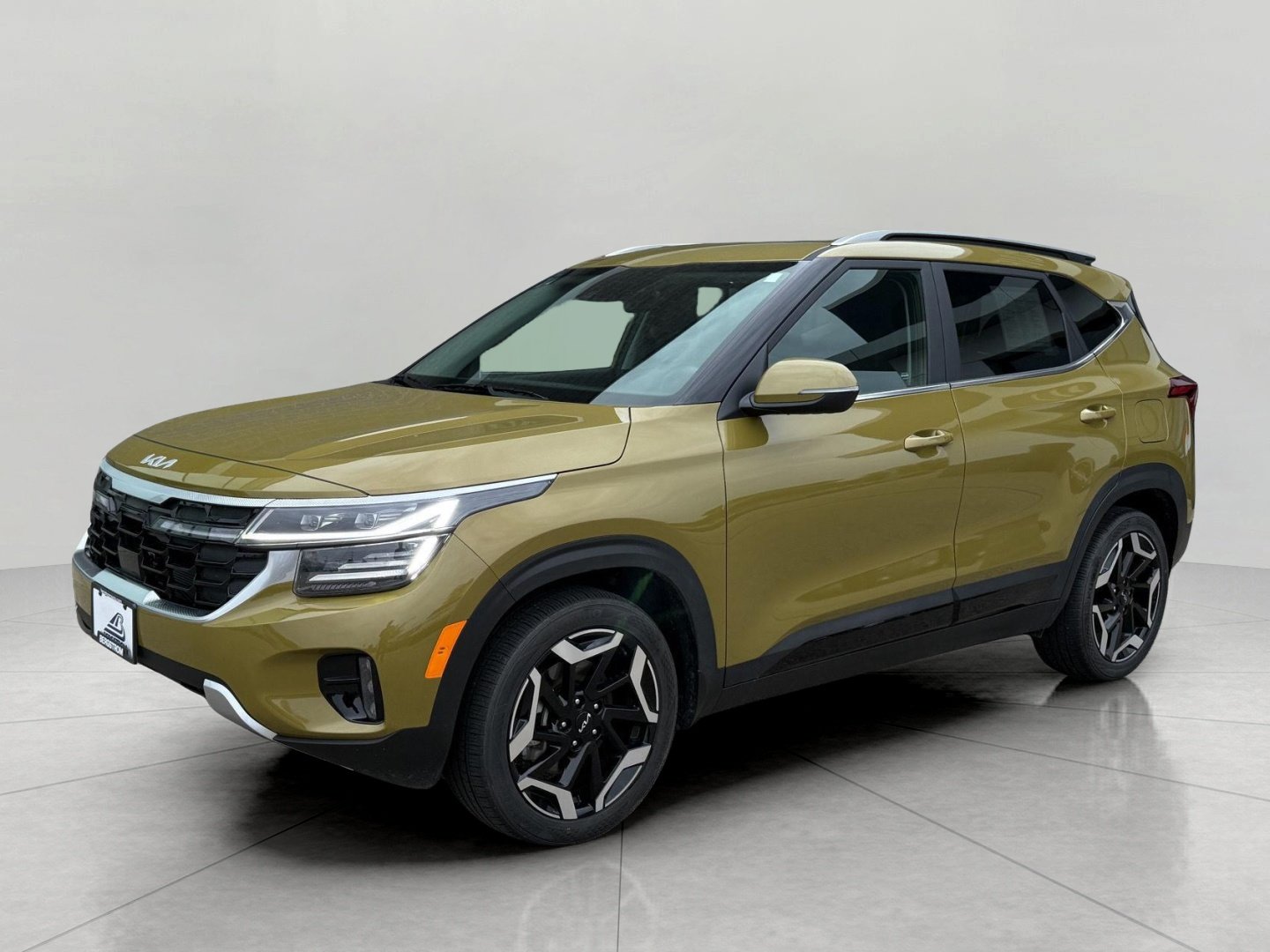 Used 2024 Kia Seltos SX w/ SX Sunroof Package AWD/4WD image 6