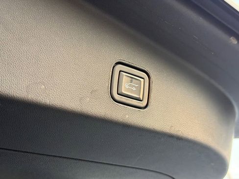 Used 2024 Cadillac Lyriq Sport w/ LPO, Floor Liner Package AWD/4WD image 9