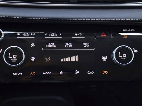 Used 2026 INFINITI QX60 Pure w/ Family Package FWD image 17