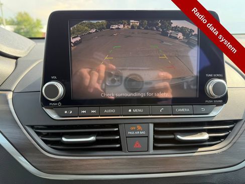 Used 2024 Nissan Altima 2.5 SV AWD/4WD image 24