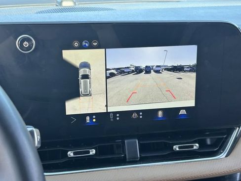 Used 2025 Chevrolet Equinox ACTIV w/ Safety and Technology Package AWD/4WD image 29
