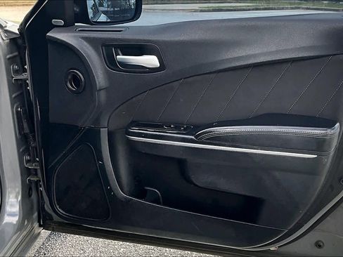 Used 2018 Dodge Charger R/T w/ Driver Confidence Group image 22