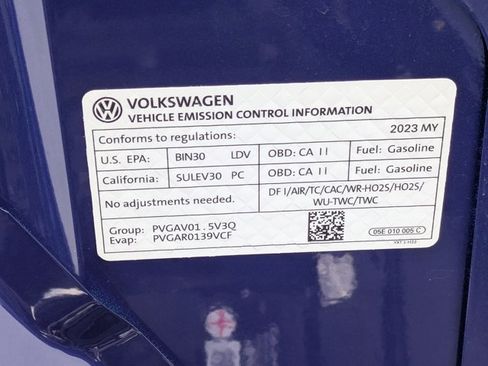 Used 2023 Volkswagen Taos SE w/ Black Wheel Package FWD image 22