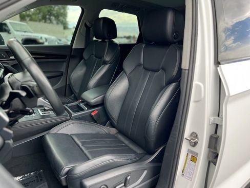 Used 2019 Audi Q5 2.0T Premium Plus w/ Premium Plus Package AWD/4WD image 21