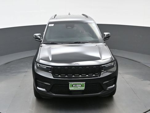 New 2025 Jeep Grand Cherokee Altitude AWD/4WD image 25