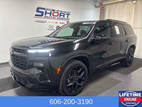 Used 2024 Chevrolet Traverse RS image 1