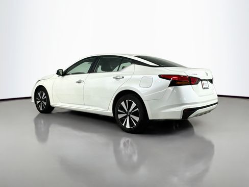 Used 2022 Nissan Altima 2.5 SV AWD/4WD image 5