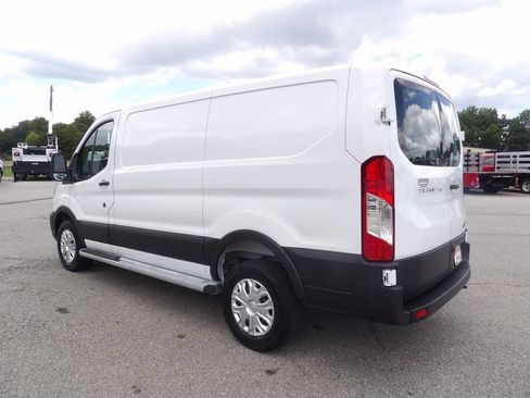 Used 2025 Ford Transit 250 Low Roof w/ Exterior Upgrade Package RWD image 4