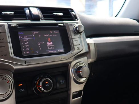 Used 2014 Toyota 4Runner SR5 AWD/4WD image 45