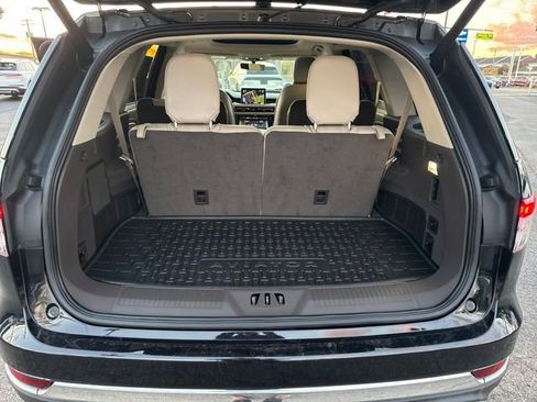 Certified 2023 Lincoln Aviator Reserve w/ Equipment Group 201A image 28