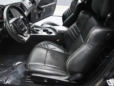 Used 2019 Dodge Challenger SRT Hellcat Redeye image 5