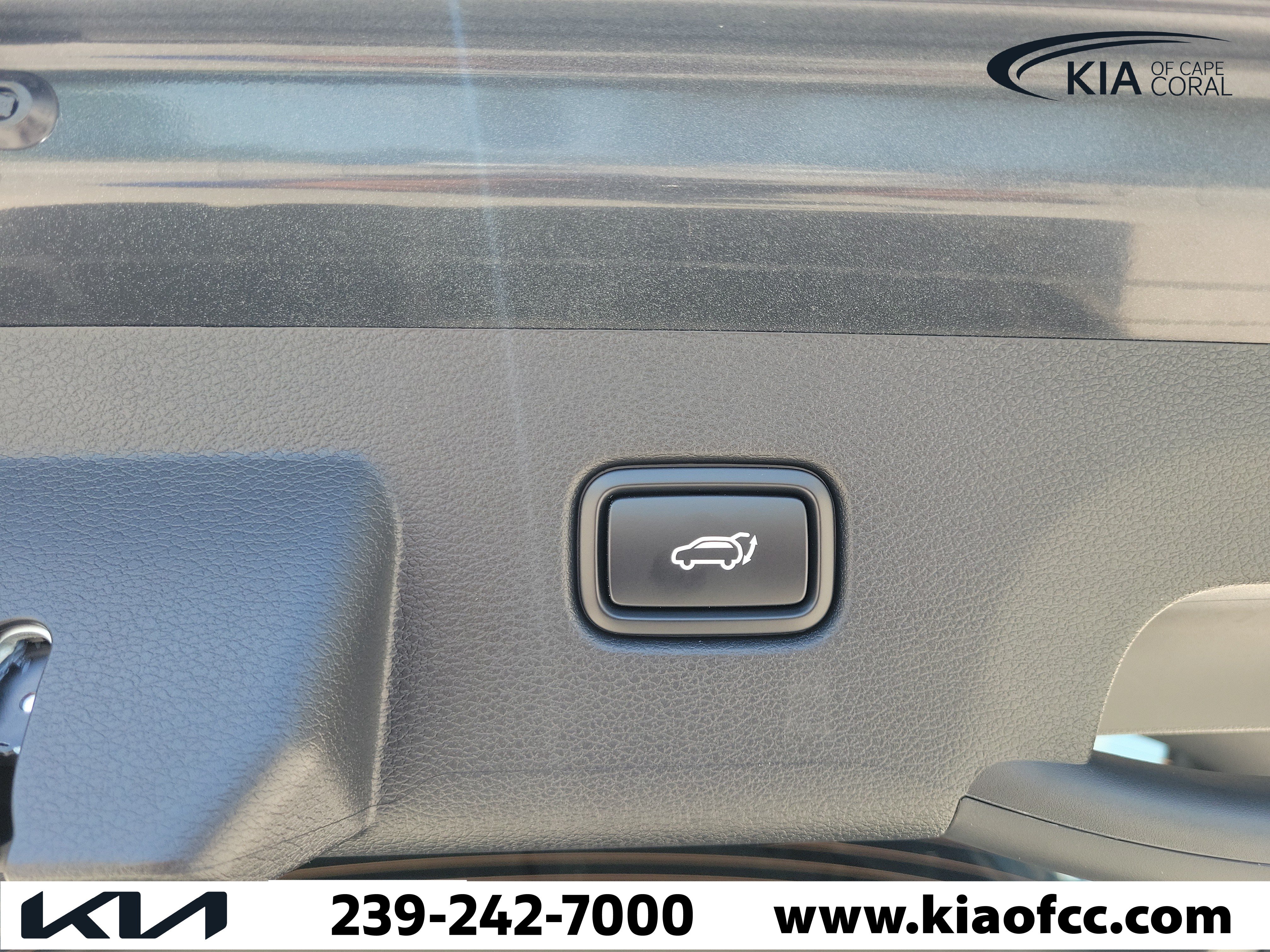New 2026 Kia Sportage SX FWD image 10