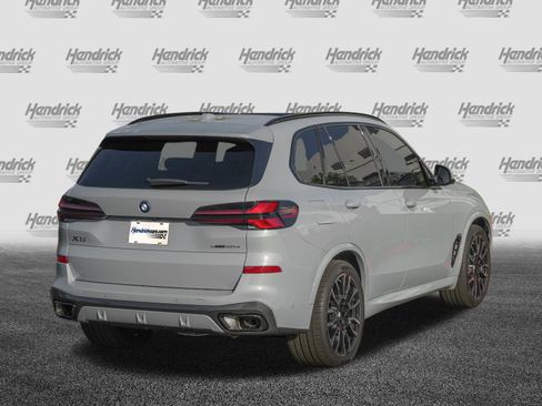 Used 2026 BMW X5 xDrive50e w/ M Sport Package image 9