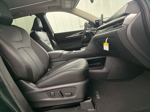New 2026 INFINITI QX60 Luxe w/ Cargo Package FWD image 38