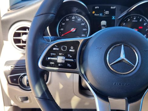 Used 2021 Mercedes-Benz GLC 300 image 15