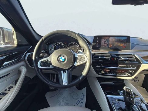 Used 2018 BMW M550i xDrive xDrive image 14