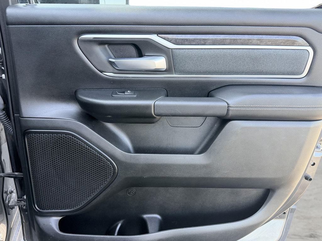 Used 2023 RAM 1500 Big Horn AWD/4WD image 28