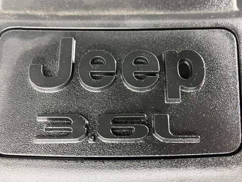 Used 2021 Jeep Grand Cherokee L Overland AWD/4WD image 11