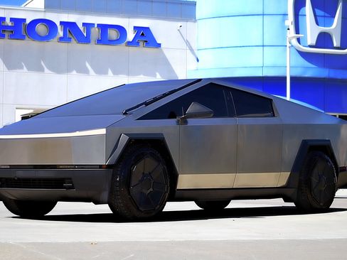 Used 2024 Tesla Cybertruck Cyberbeast AWD/4WD image 1