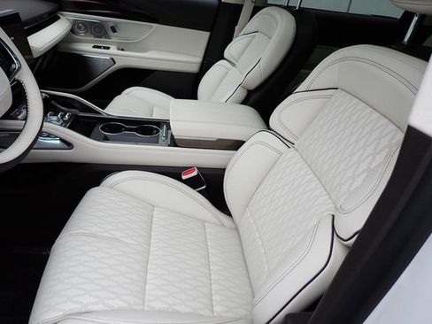 New 2026 Lincoln Nautilus Black Label image 37