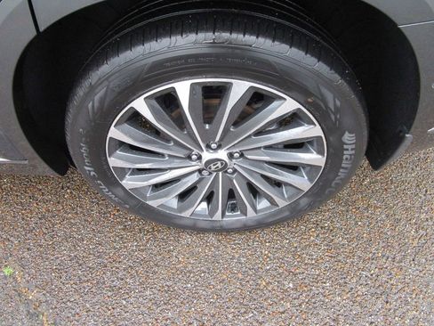 Used 2024 Hyundai Palisade Calligraphy AWD/4WD image 14