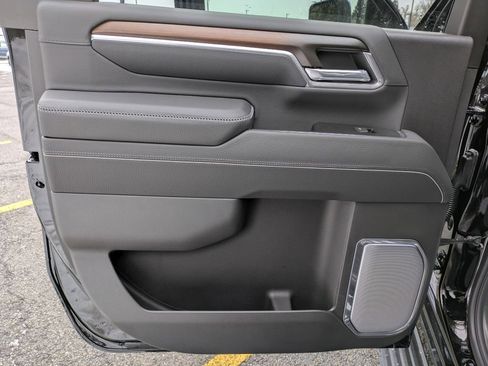 New 2026 GMC Sierra 3500 Denali w/ Denali Reserve Package image 30