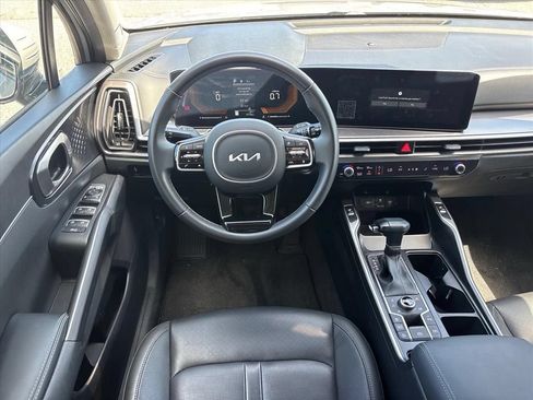 Used 2024 Kia Sorento S w/ Panoramic Sunroof Package AWD/4WD image 15