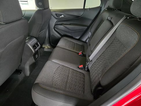 Certified 2024 Chevrolet Equinox LT FWD image 17
