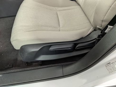 Certified 2023 Honda Accord LX image 16