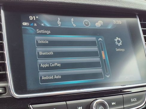 Used 2020 Buick Encore Essence FWD image 27