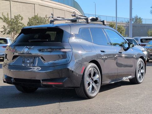 Used 2022 BMW iX xDrive50 w/ Premium Package image 10