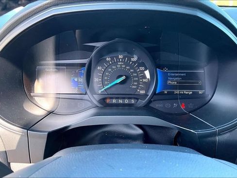 Used 2022 Ford Edge Titanium AWD/4WD image 17