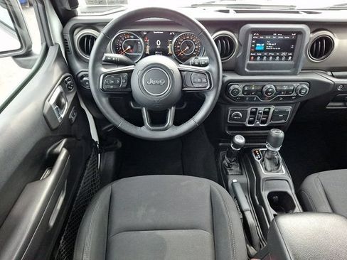 Used 2018 Jeep Wrangler Unlimited Sport S AWD/4WD image 14
