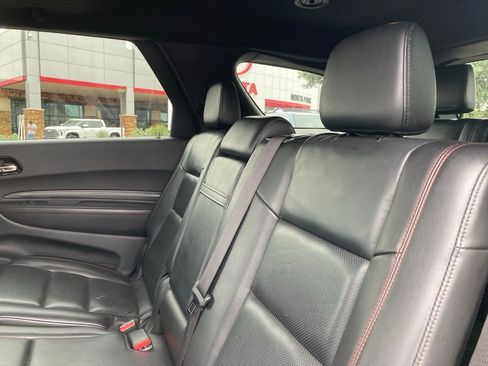 Used 2024 Dodge Durango GT RWD image 9