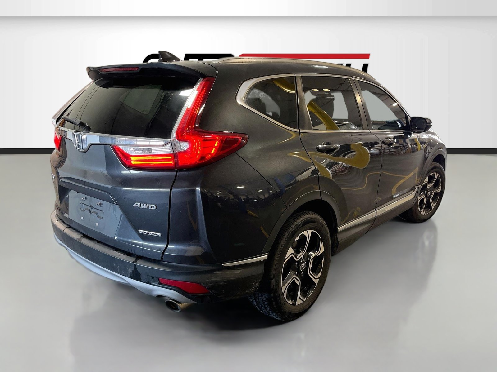Used 2018 Honda CR-V Touring image 7