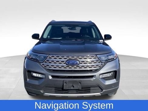 Used 2022 Ford Explorer Limited AWD/4WD image 2