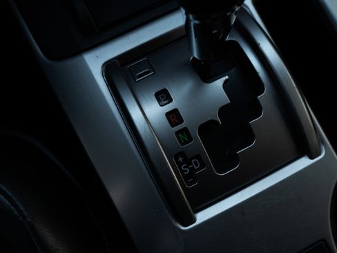 Used 2016 Toyota 4Runner Limited image 32