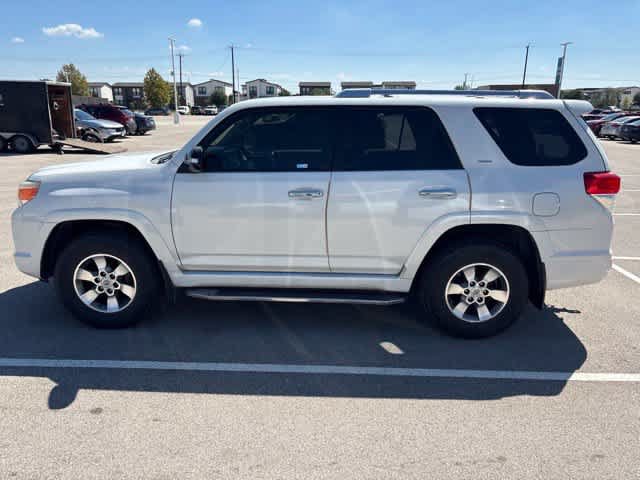 Used 2013 Toyota 4Runner SR5 RWD image 2